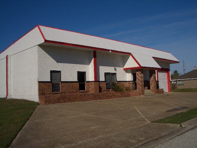 6702 Oleander Ave, Galveston, TX for sale - Building Photo - Image 1 of 1