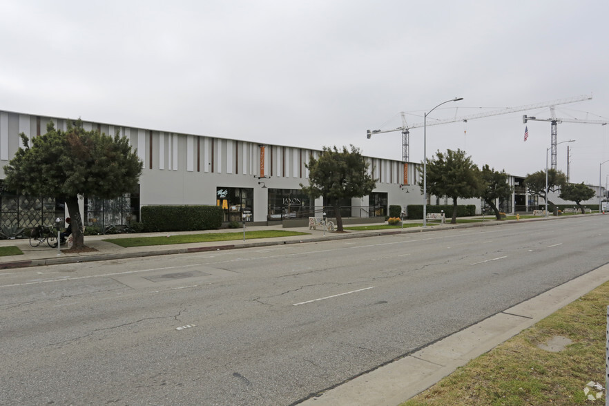 8876-8888 Venice Blvd, Culver City, CA for sale - Primary Photo - Image 1 of 1