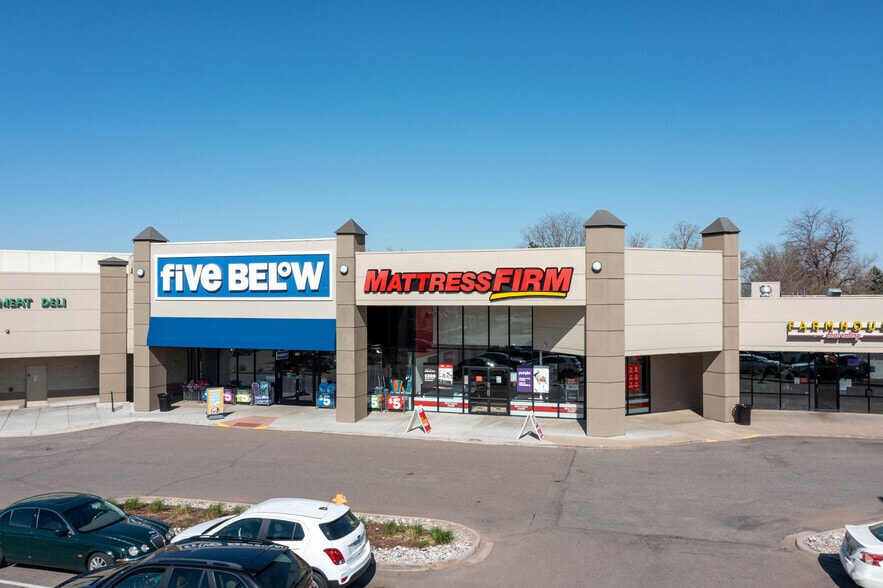 98 Wadsworth Blvd, Lakewood, CO for lease - Building Photo - Image 2 of 6