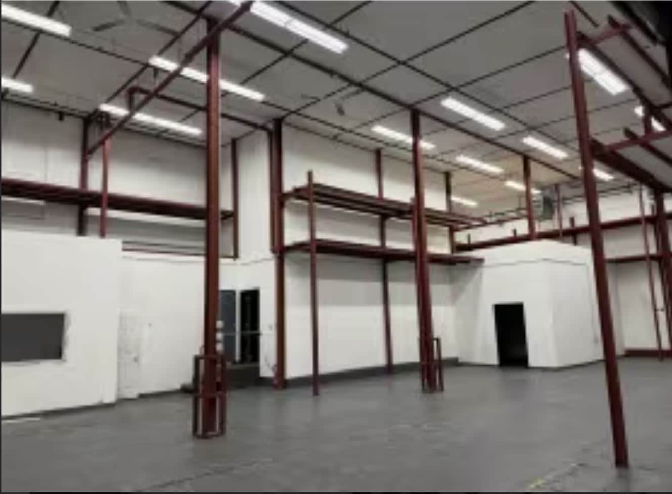 13202 89th Ave, Richmond Hill, NY for lease Building Photo- Image 1 of 1