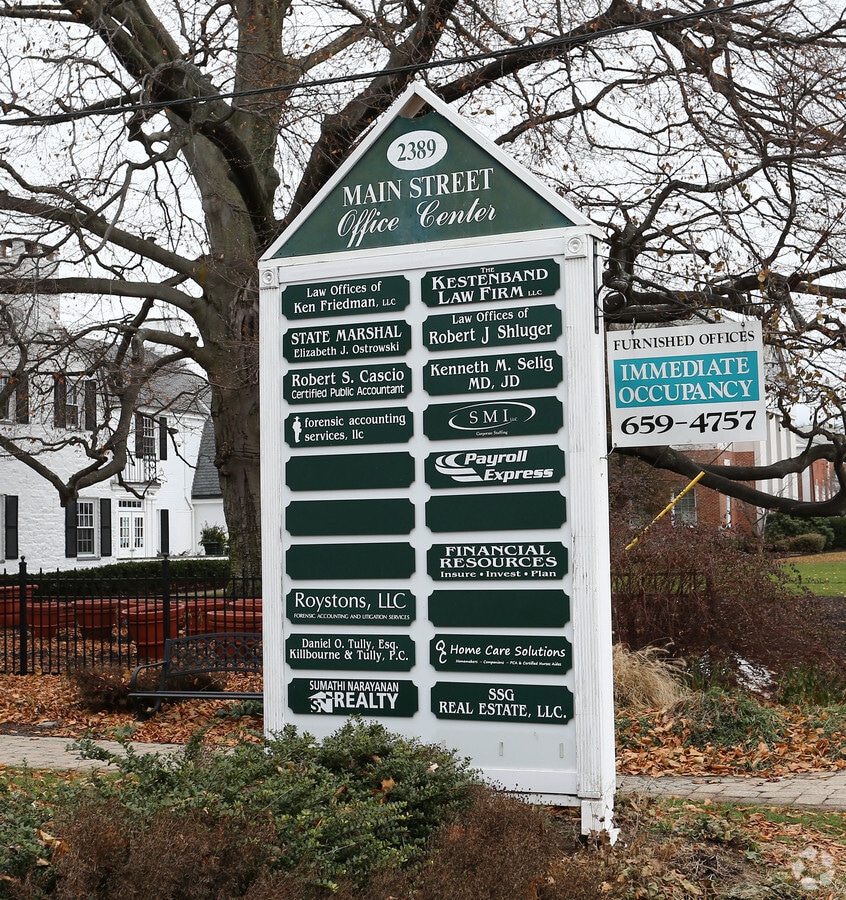 2389 Main St, Glastonbury, CT 06033