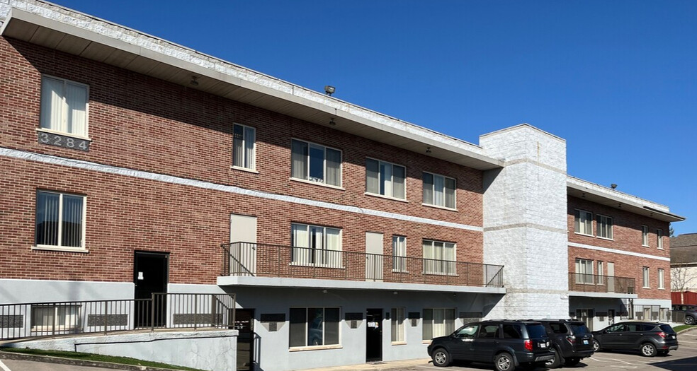 3284 W North Bend Rd, Cincinnati, OH for lease - Building Photo - Image 1 of 7