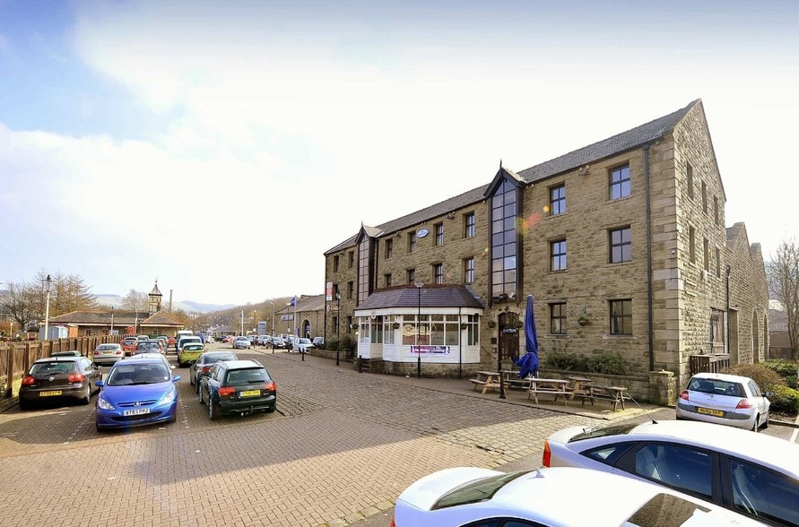 Bury Rd, Rossendale for lease - Building Photo - Image 3 of 6