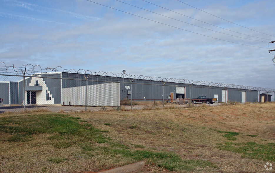 5204 N Lamesa Rd, Midland, TX for lease - Primary Photo - Image 1 of 10