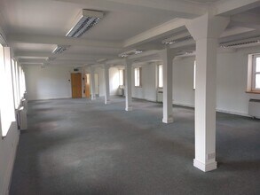 1 Courthouse Sq, Dundee for lease Interior Photo- Image 2 of 2