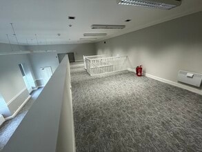 Rose Ter, Perth for lease Interior Photo- Image 2 of 12