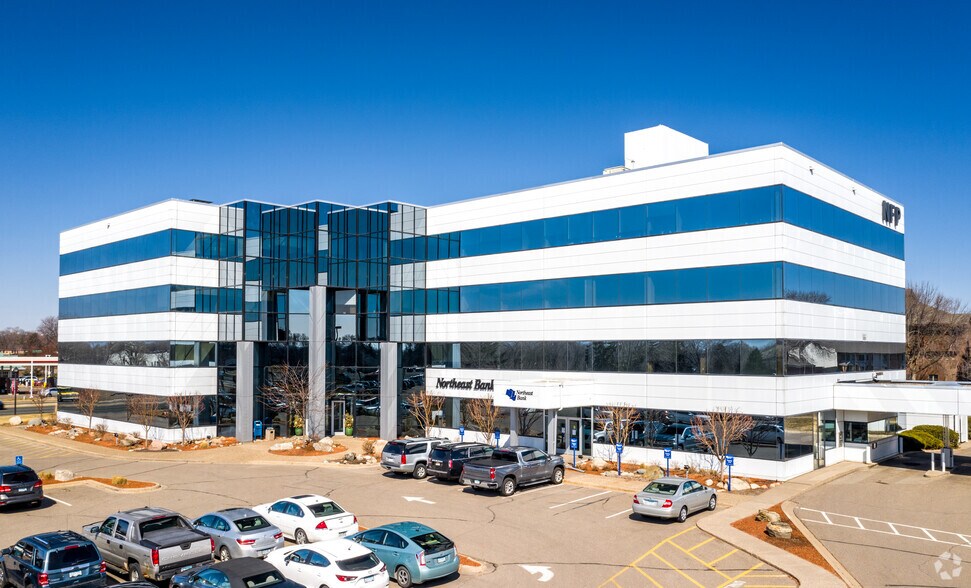 200 Coon Rapids Blvd NW, Coon Rapids, MN, 55433 Office Space For