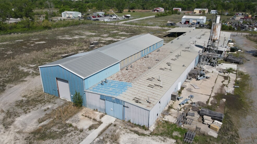 611 Azalea Dr, Muskogee, OK for sale - Building Photo - Image 2 of 51