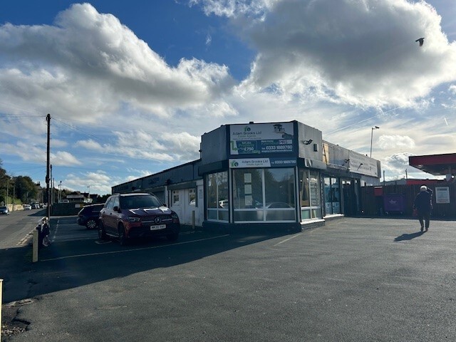 Intake Rd, Bradford for lease - Building Photo - Image 2 of 5