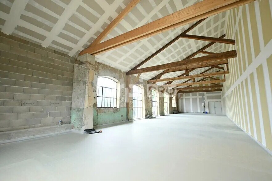 Office in Chaponost for sale - Interior Photo - Image 2 of 6