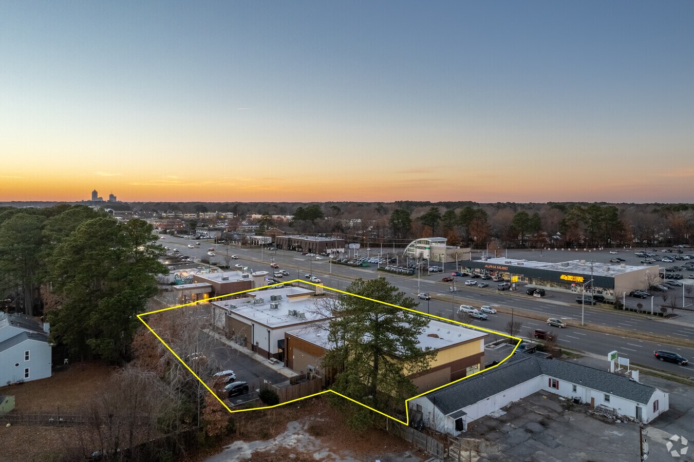 3227 Virginia Beach Blvd, Virginia Beach, VA 23452 | LoopNet