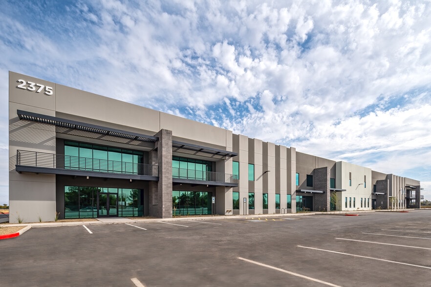 2375 S Arizona Ave, Chandler, AZ for lease - Building Photo - Image 2 of 22