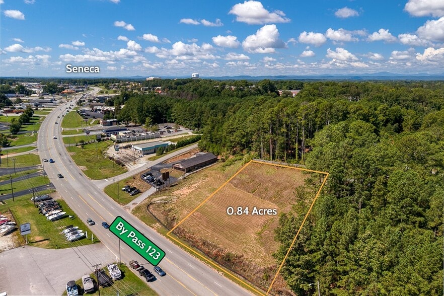 994 US 123 Hwy, Seneca, SC for sale - Building Photo - Image 3 of 10
