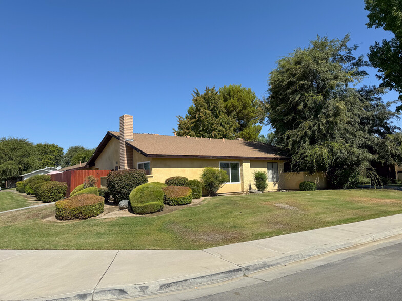 6913 Klamath Way, Bakersfield, CA for lease - Building Photo - Image 2 of 9