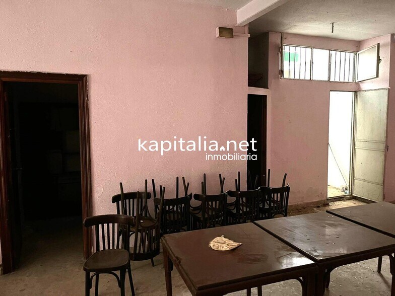 Retail in Albaida, Valencia for sale - Building Photo - Image 1 of 6