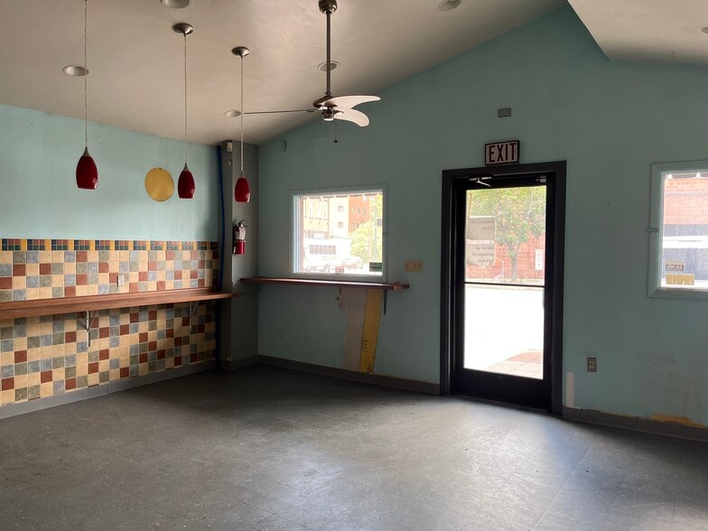 510 E 8th Ave, Homestead, PA for sale - Building Photo - Image 2 of 16