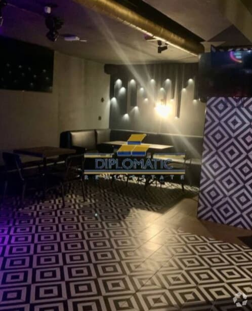 Retail in Madrid, Madrid for lease Interior Photo- Image 1 of 2