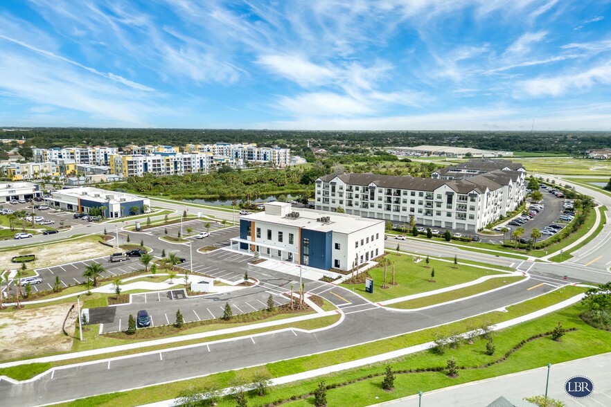 7556 Lynx Way, Melbourne, FL for lease - Primary Photo - Image 1 of 7