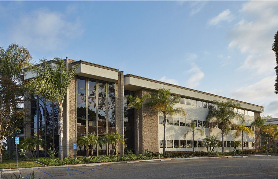 8825 Aero Dr, San Diego, CA for lease - Building Photo - Image 2 of 5