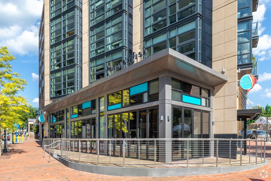 Bethesda Ave & Woodmont Ave, Bethesda, MD for lease - Building Photo - Image 3 of 4