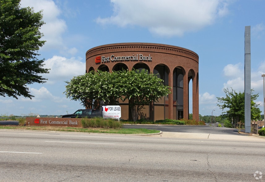 9324 Parkway E, Birmingham, AL for sale - Primary Photo - Image 1 of 1