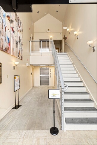 More details for 103 Stiles Rd, Salem, NH - Office for Lease