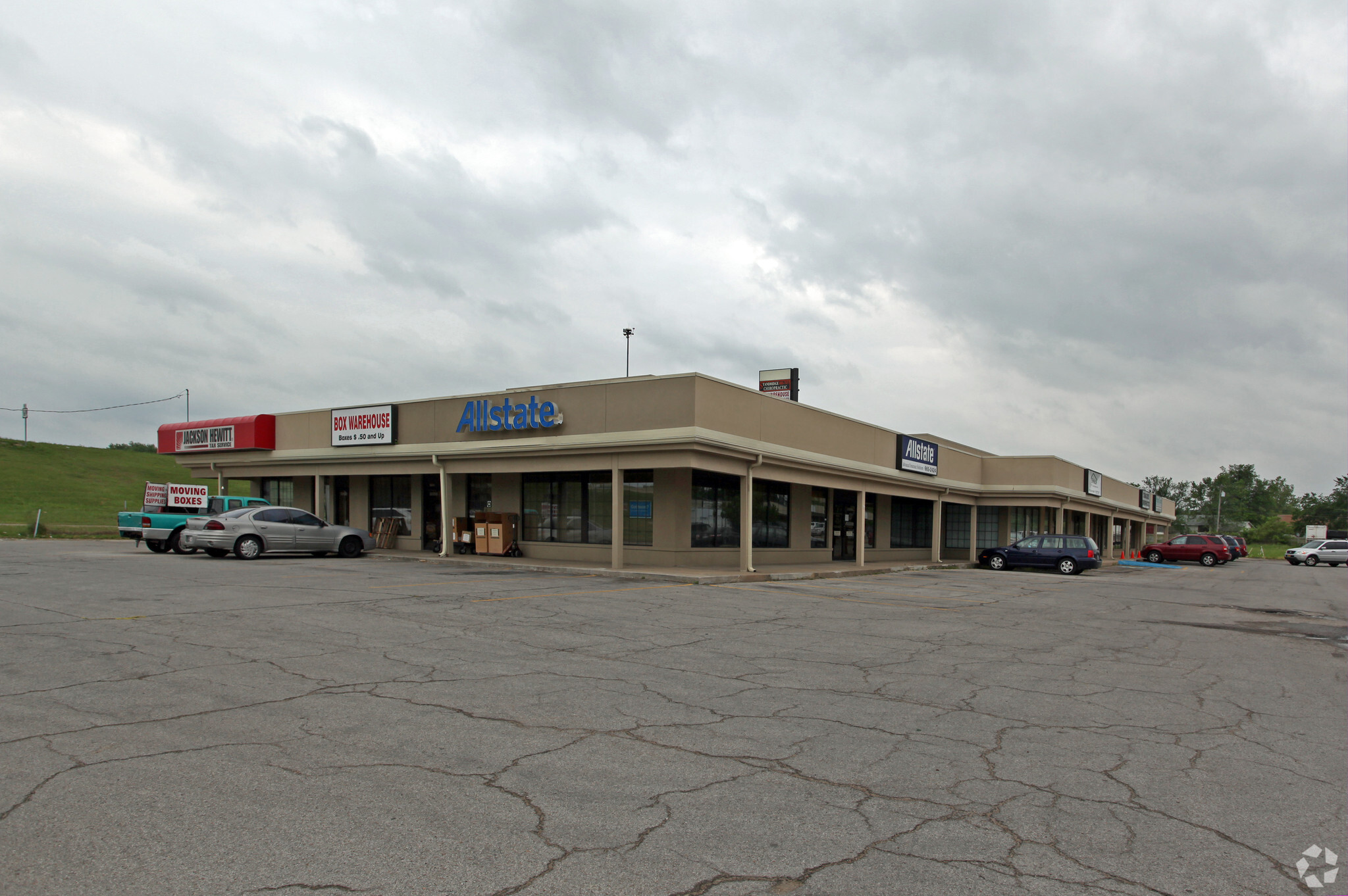 10316-10352 E 21st St, Tulsa, OK for lease Building Photo- Image 1 of 13