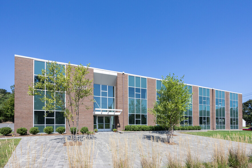 CORNER OF DIXWELL AVENUE AND SANFORD STREET, Hamden, CT for lease - Building Photo - Image 1 of 30