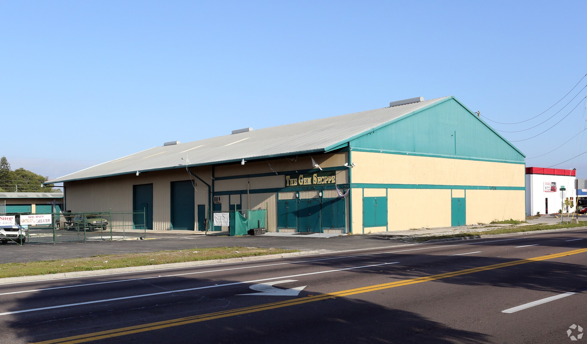2976 Fowler St, Fort Myers, FL for sale Primary Photo- Image 1 of 1