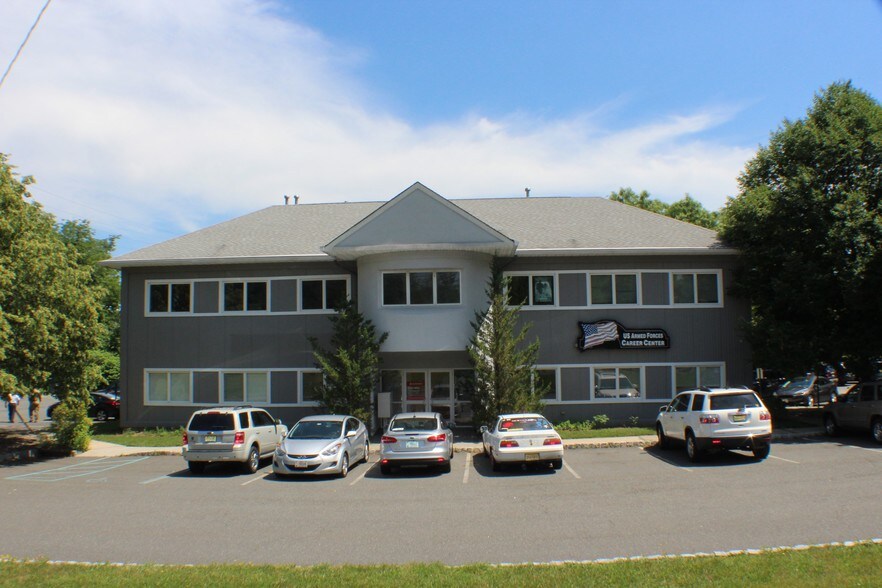 31 Newton Sparta Rd, Newton, NJ 07860