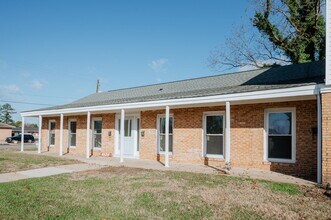 6124 Lexington Ct, Virginia Beach, VA for lease Building Photo- Image 2 of 19
