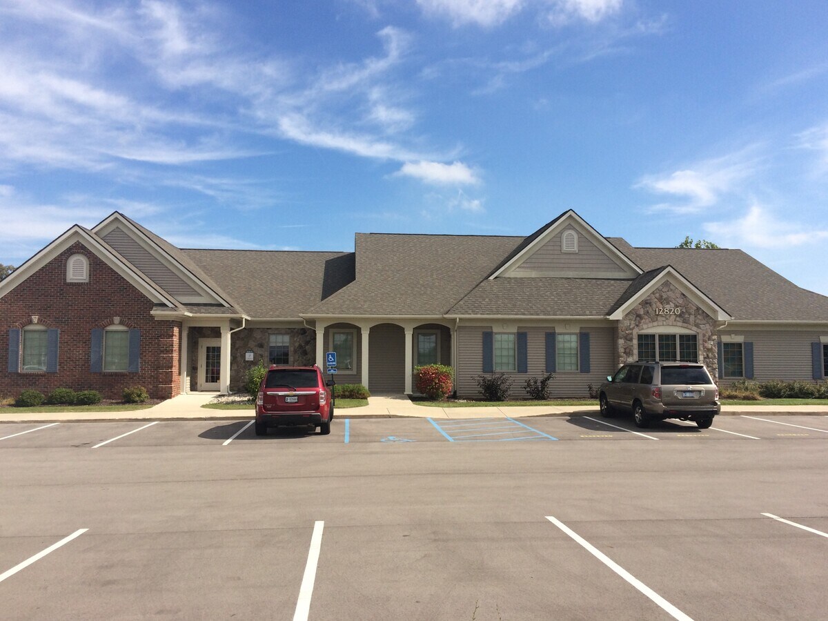 12820 Coldwater Rd, Fort Wayne, IN 46845