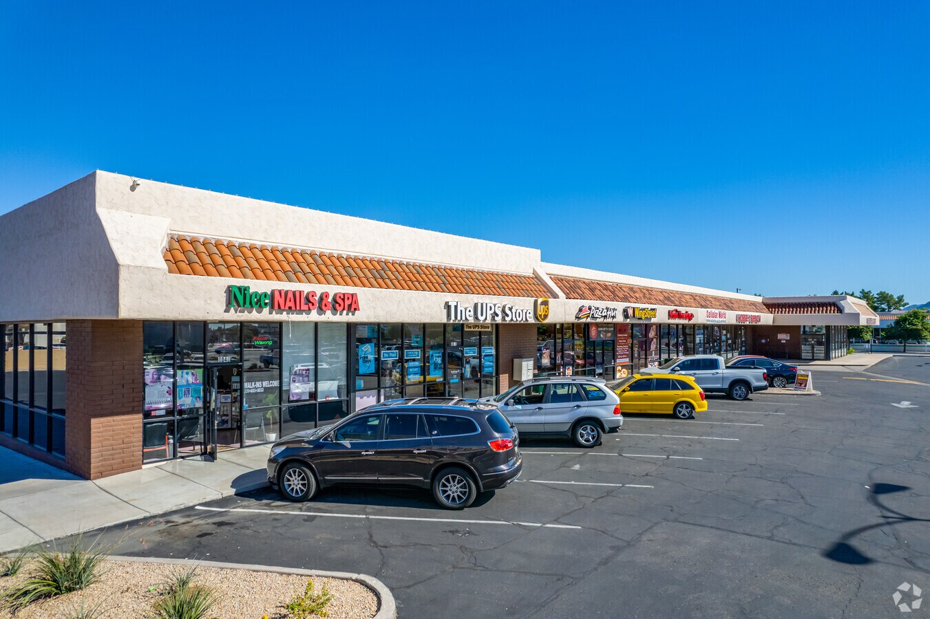 8040 N 19th Ave, Phoenix, AZ 85021