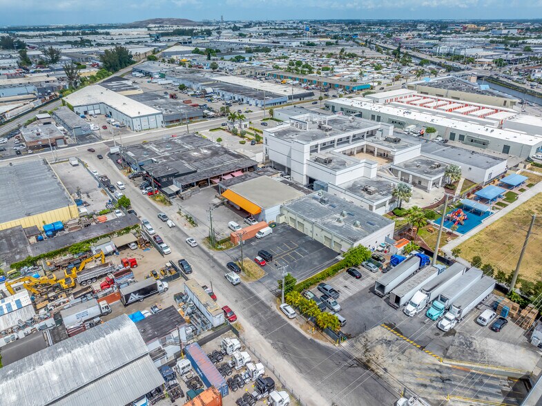 7185-7165 NW 77TH ter, Medley, FL for sale - Building Photo - Image 2 of 34