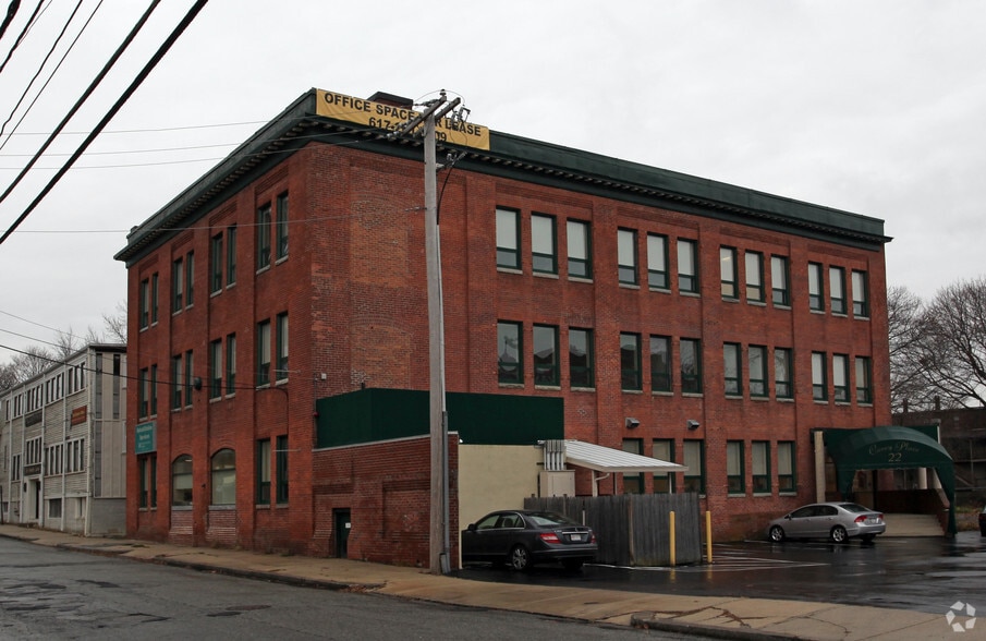 22 Corey St, Melrose, MA for sale - Primary Photo - Image 1 of 1