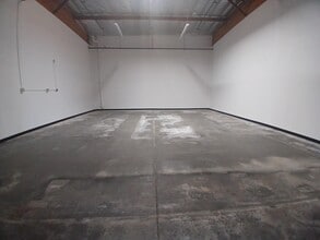 13429 Western Ave, Gardena, CA for lease Interior Photo- Image 1 of 4