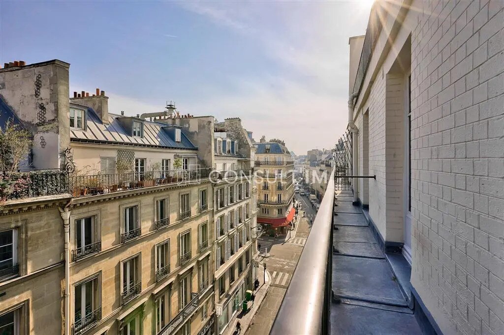 Office in Paris for lease Building Photo- Image 1 of 10