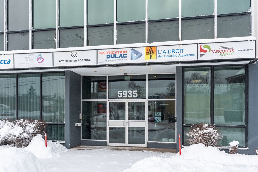 5935 Rue Saint-Georges, Lévis, QC for lease - Building Photo - Image 3 of 3