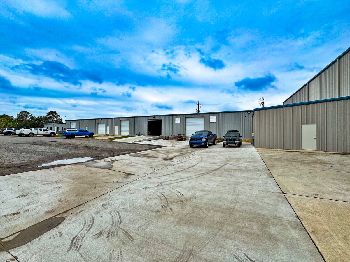 10711 Otter Creek East Blvd, Mabelvale, AR 72103