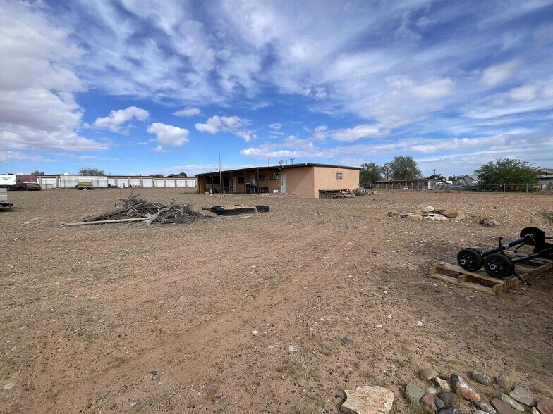 50 E Concord Bridge St, Big Water, UT for sale - Building Photo - Image 3 of 16