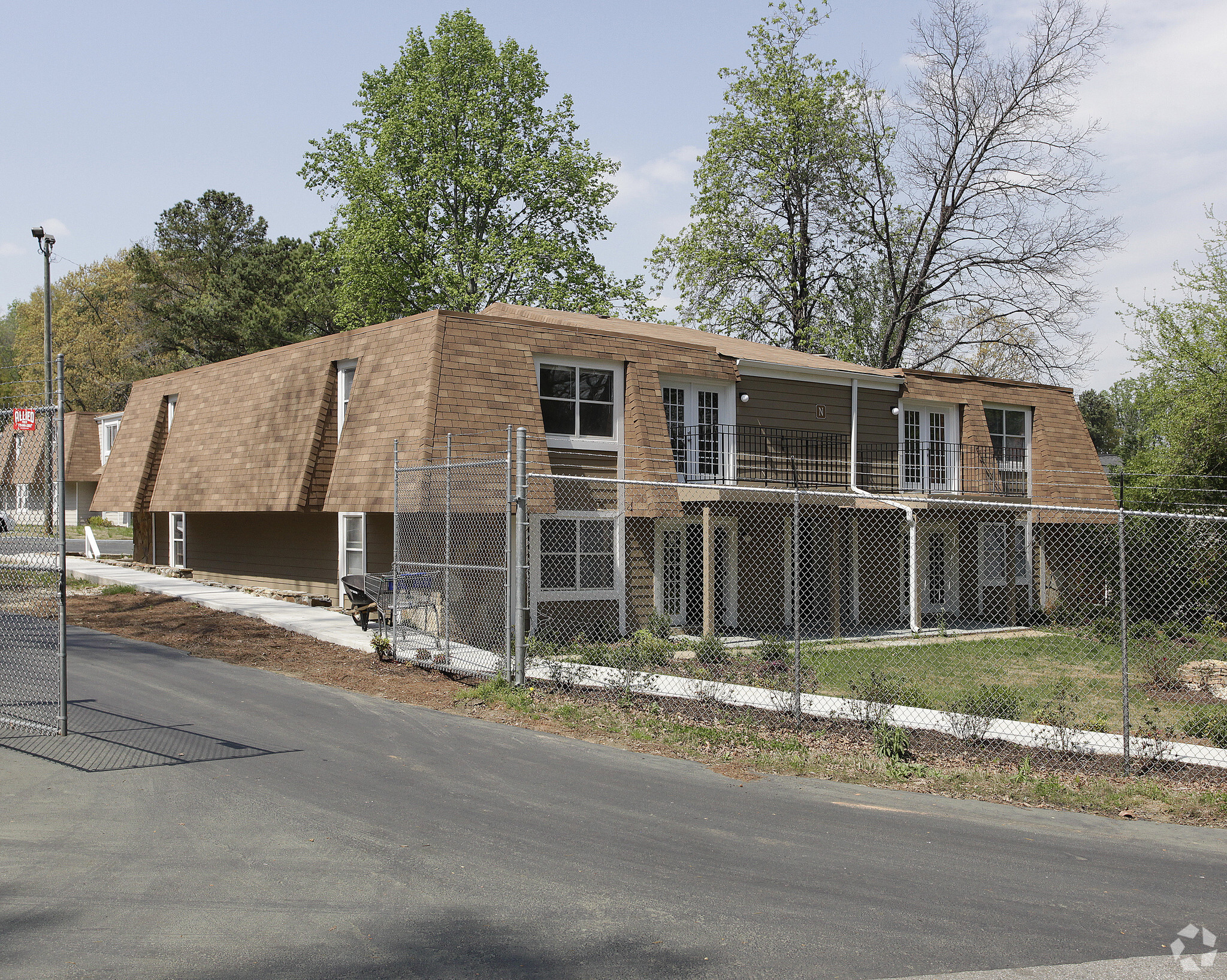 2905 Springdale Rd SW, Atlanta, GA for sale Primary Photo- Image 1 of 1