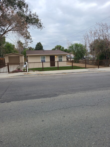 4976 Etiwanda Ave, Jurupa Valley, CA for sale - Primary Photo - Image 1 of 1