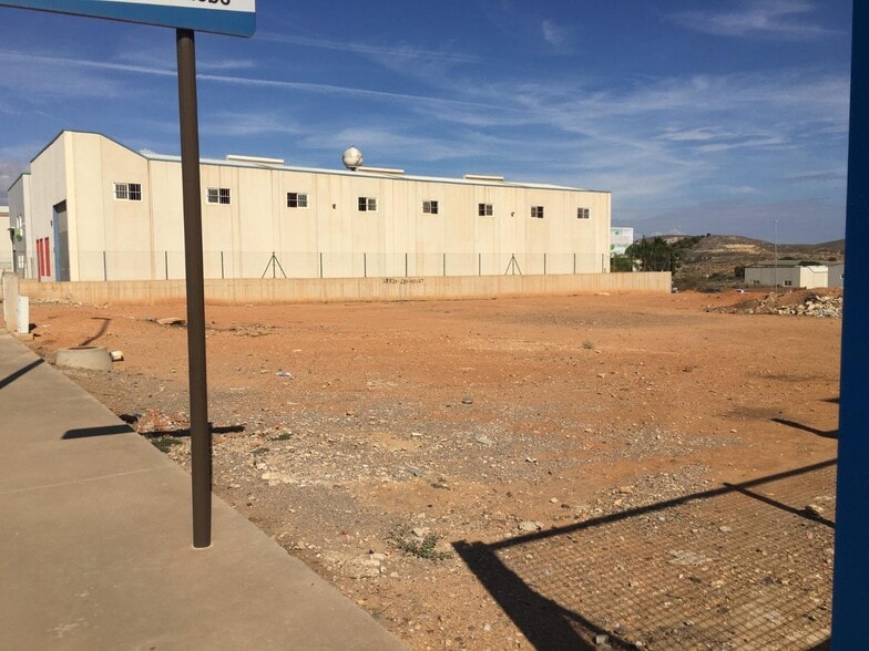 Industrial in La Unión for sale - Building Photo - Image 3 of 5