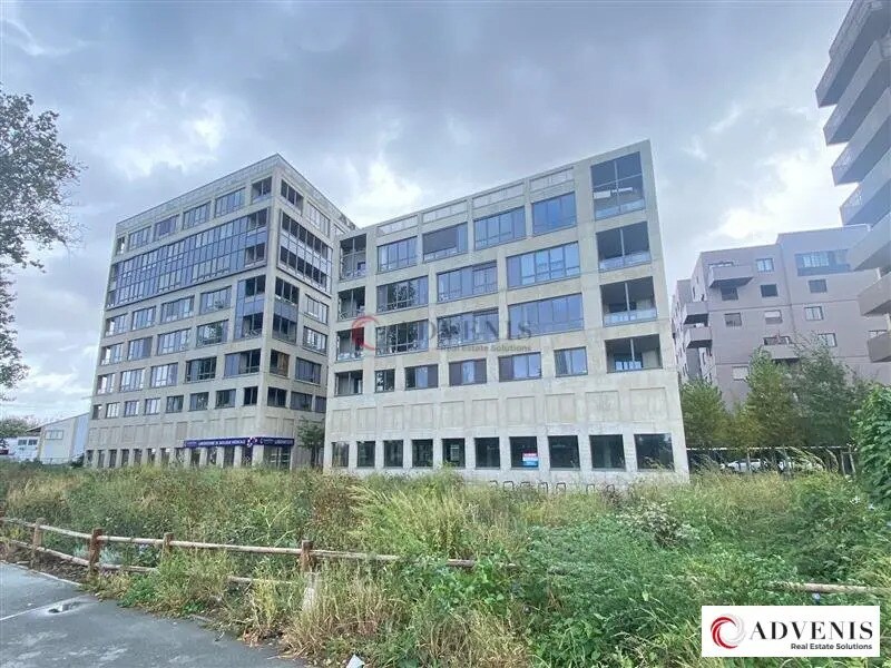 Office in Bordeaux for lease Building Photo- Image 1 of 9