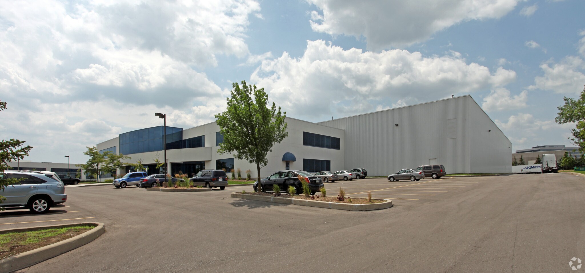 6701 Financial Dr, Mississauga, ON L5N 7J7 6701 Financial Dr