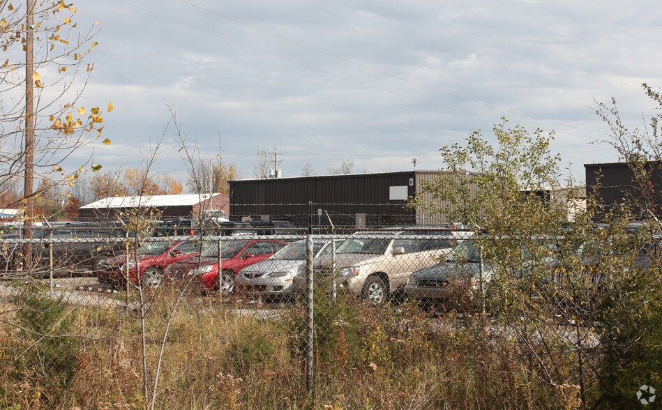 2701 I94 Service Dr, Ypsilanti, MI 48198 Bldg B