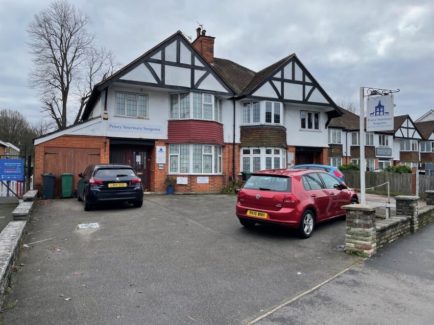 148 High St, Banstead for sale Primary Photo- Image 1 of 1