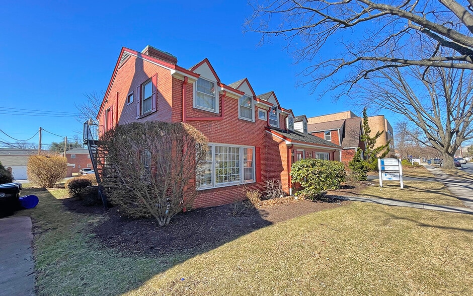 2608 N Third St, Harrisburg, PA for sale - Building Photo - Image 2 of 13