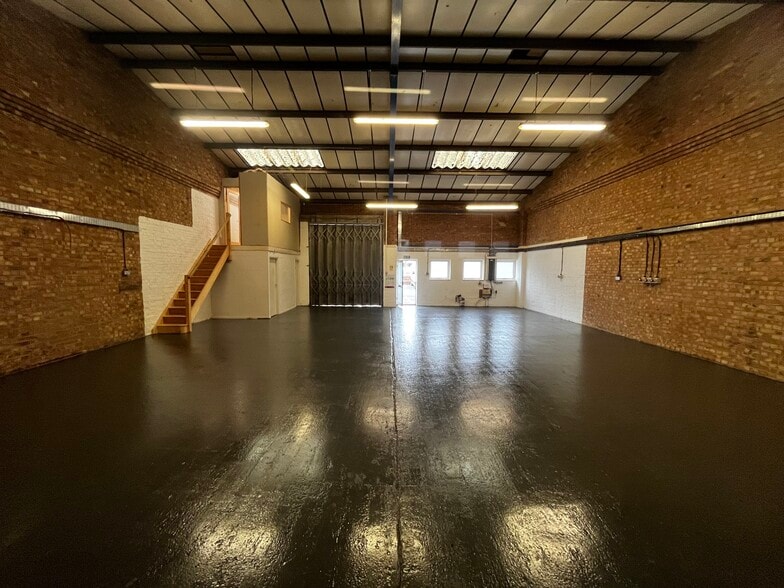 31 Station Road Industrial Estate, Hailsham for lease - Building Photo - Image 3 of 5