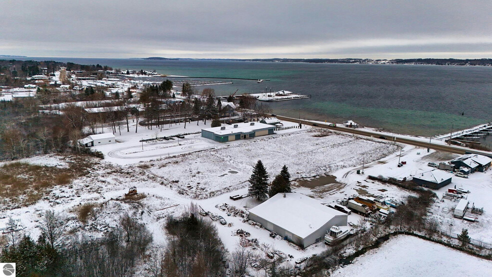 13380 S West Bay Shore Dr, Traverse City, MI for sale - Other - Image 3 of 7